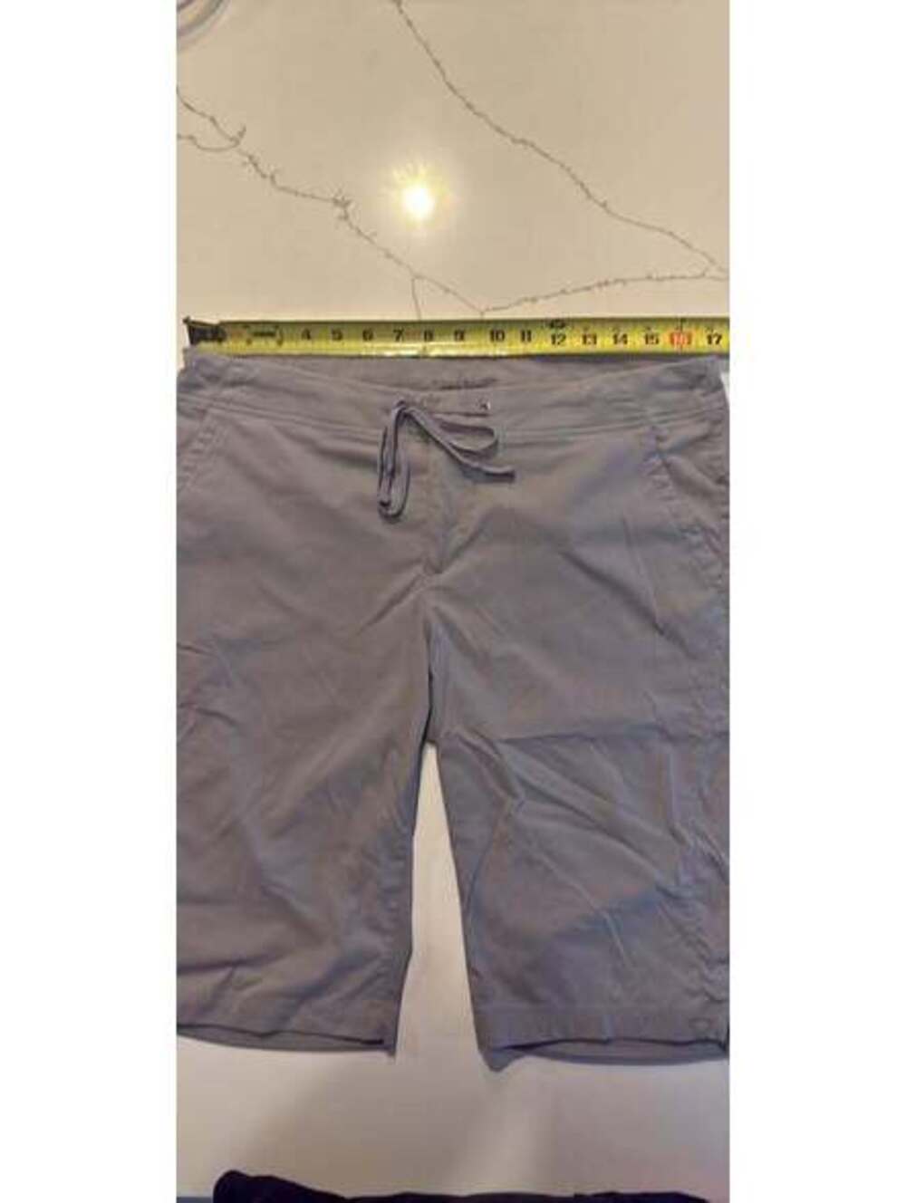 Columbia Omni-Shield Shorts Size 14h Women active-fit confert stretch